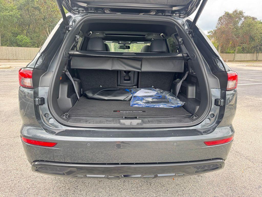 new 2025 Mitsubishi Outlander PHEV car, priced at $46,440