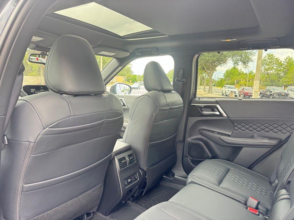 new 2025 Mitsubishi Outlander PHEV car, priced at $46,440