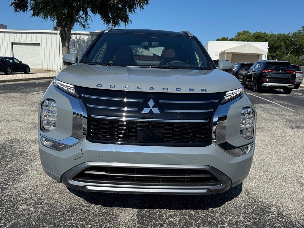 new 2025 Mitsubishi Outlander car, priced at $43,645