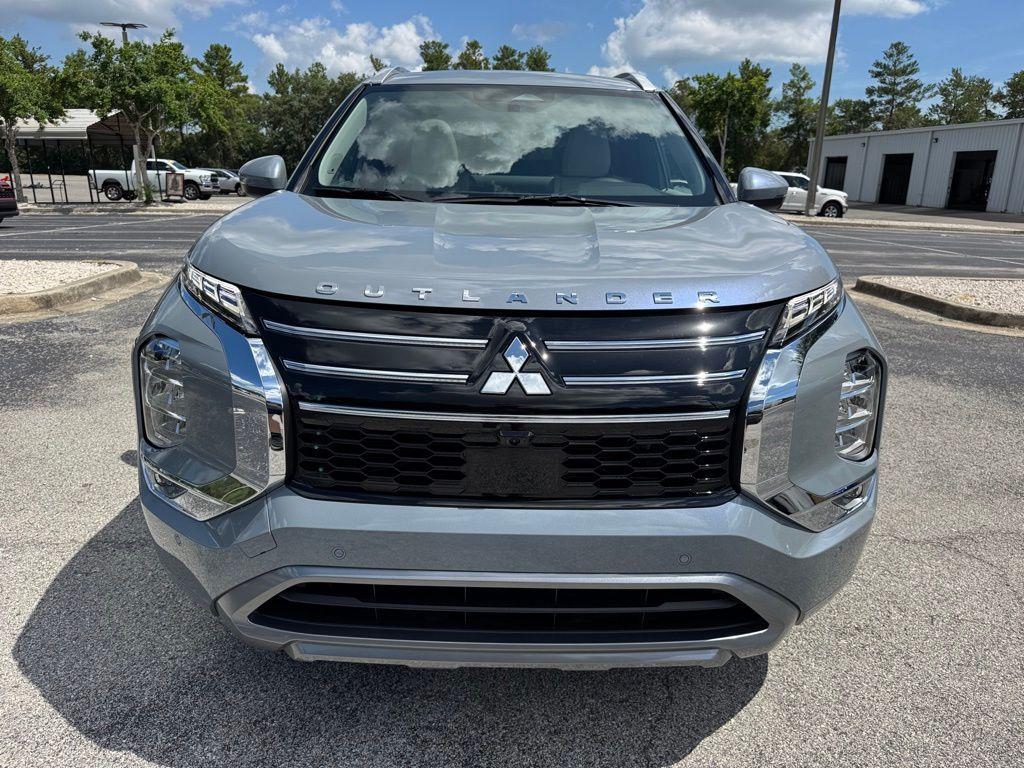 new 2025 Mitsubishi Outlander car, priced at $40,195
