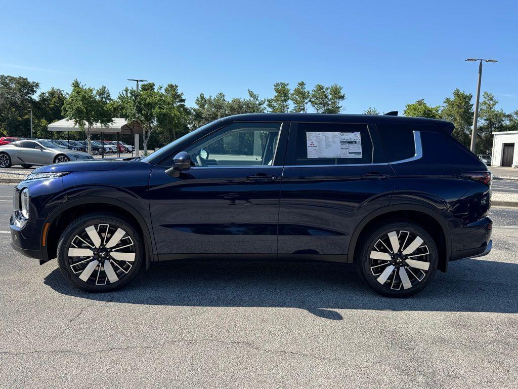 new 2025 Mitsubishi Outlander car, priced at $35,190