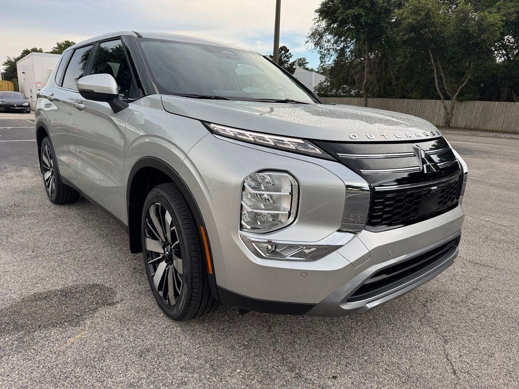 new 2025 Mitsubishi Outlander car, priced at $35,190
