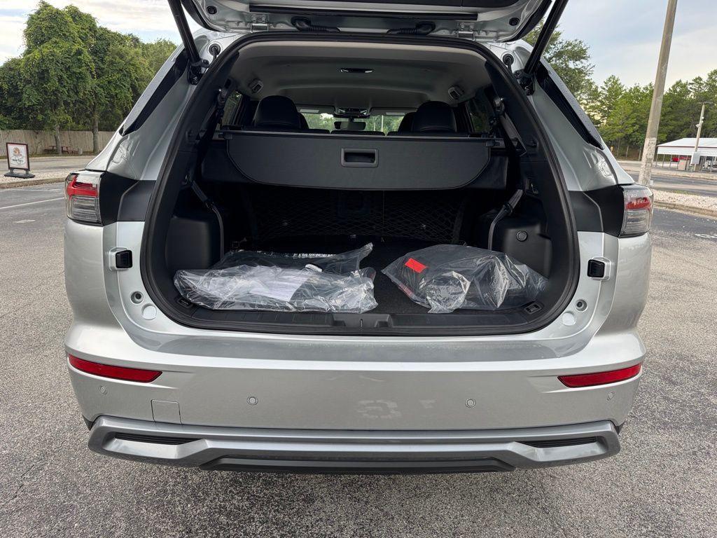 new 2025 Mitsubishi Outlander car, priced at $35,190
