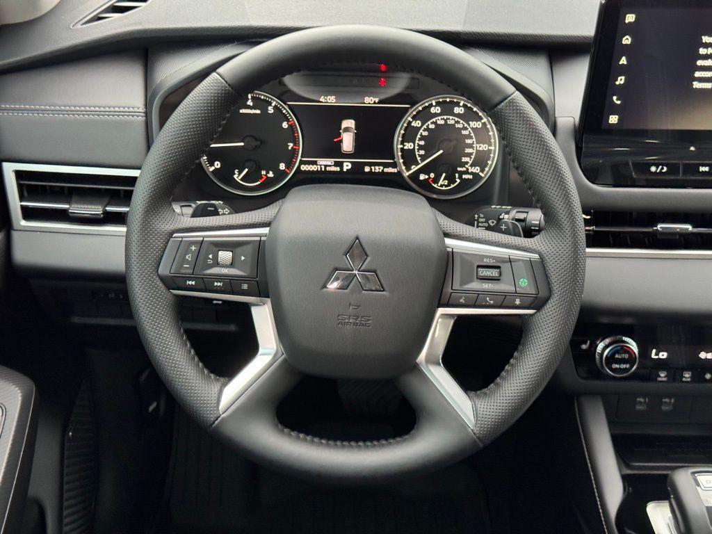 new 2025 Mitsubishi Outlander car, priced at $36,190