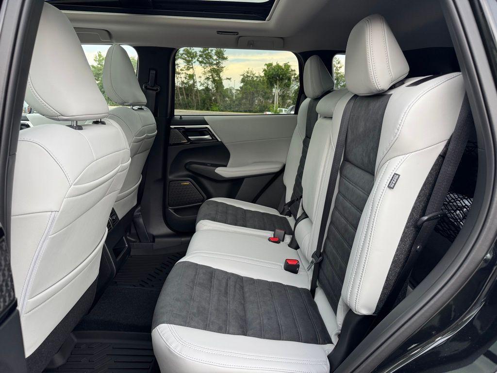 new 2025 Mitsubishi Outlander car, priced at $38,890
