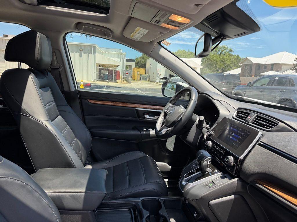 used 2022 Honda CR-V car, priced at $26,700