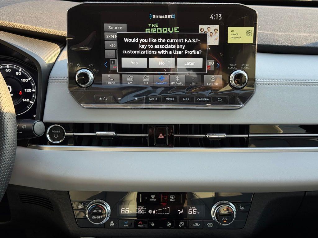 new 2025 Mitsubishi Outlander PHEV car