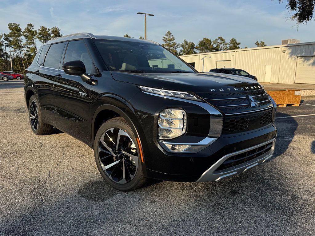 new 2025 Mitsubishi Outlander PHEV car