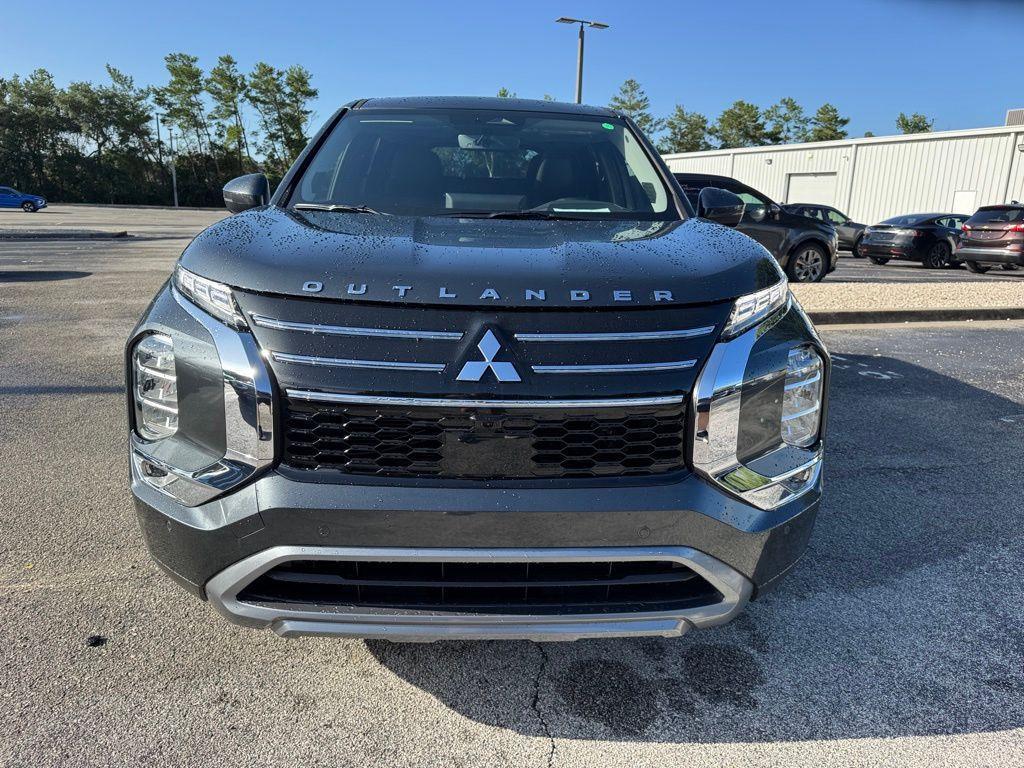 new 2025 Mitsubishi Outlander car, priced at $39,295