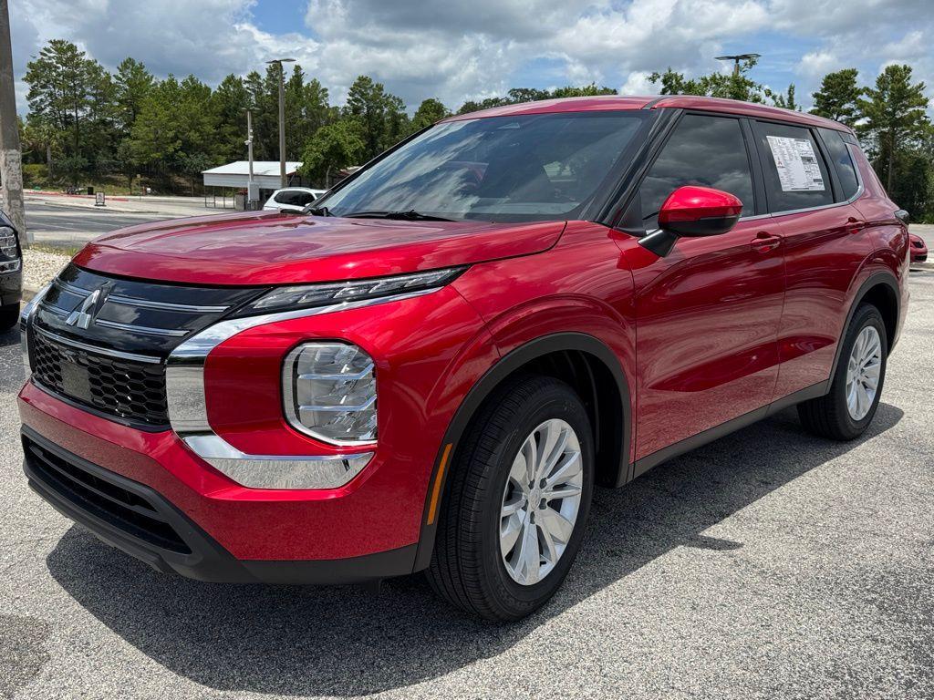 new 2025 Mitsubishi Outlander car, priced at $33,100