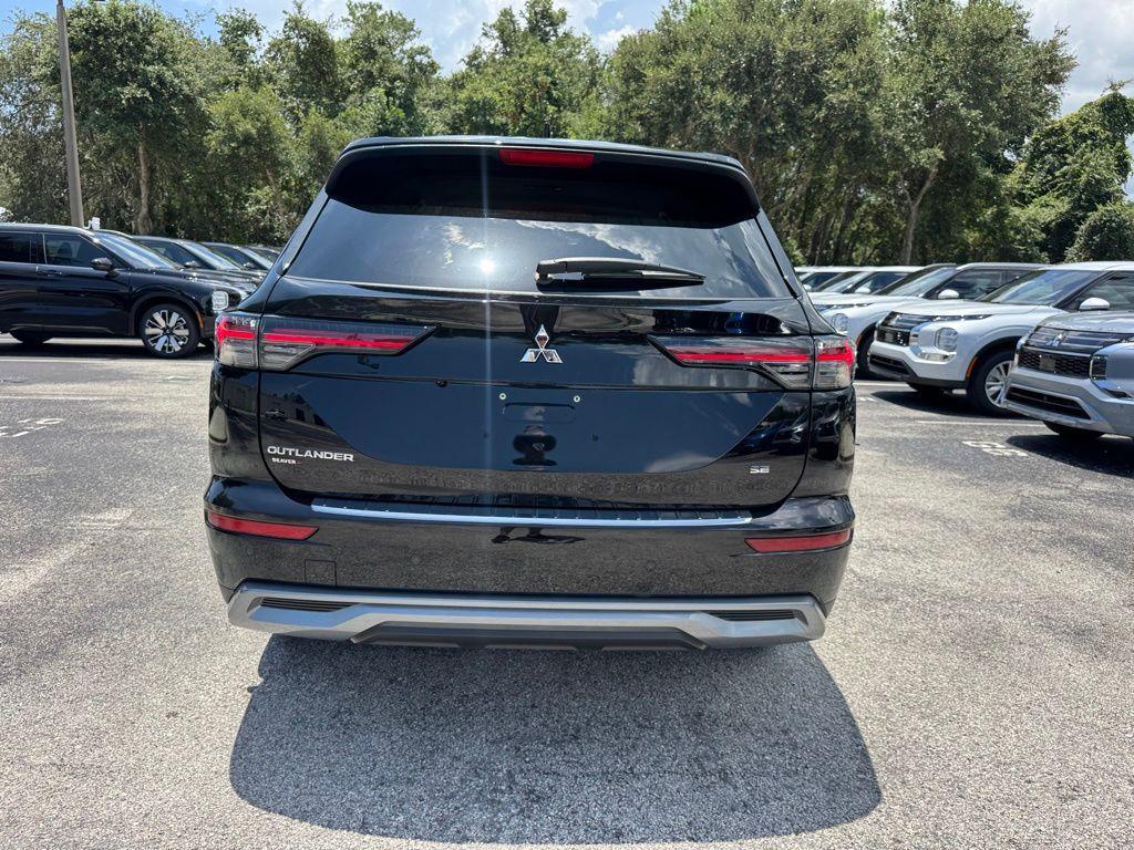 new 2025 Mitsubishi Outlander car, priced at $36,205