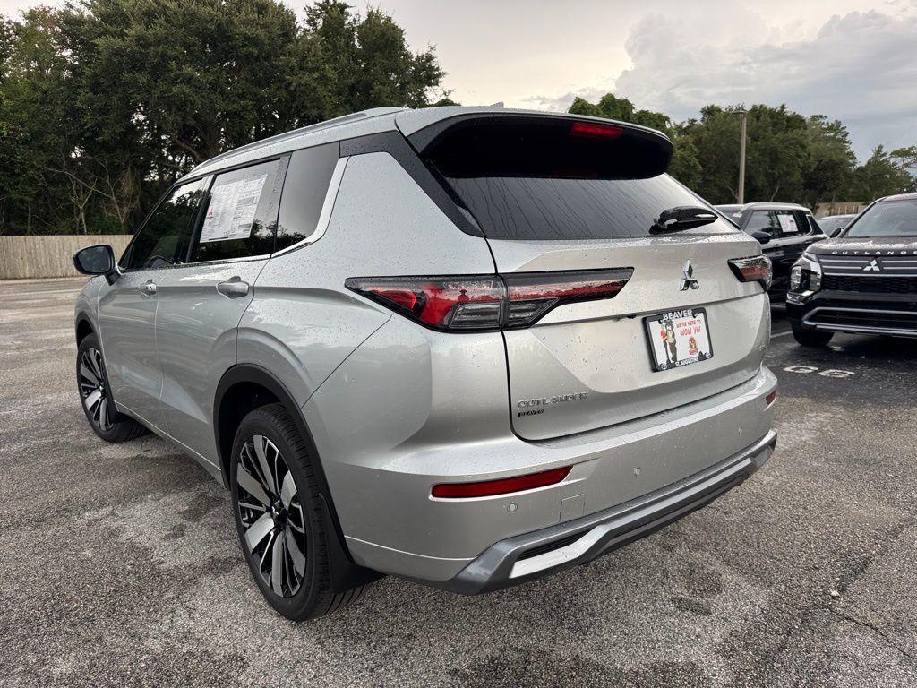 new 2025 Mitsubishi Outlander car, priced at $41,345