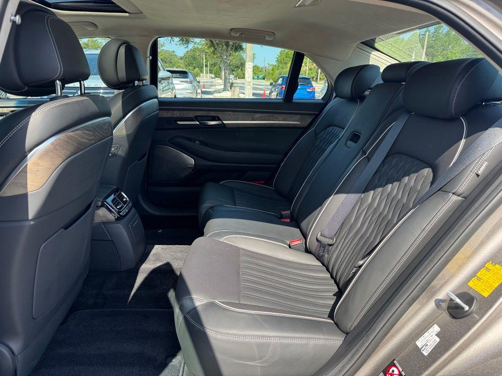 used 2020 Genesis G90 car, priced at $37,600