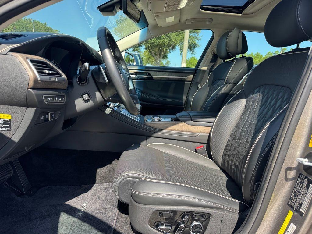 used 2020 Genesis G90 car, priced at $37,600