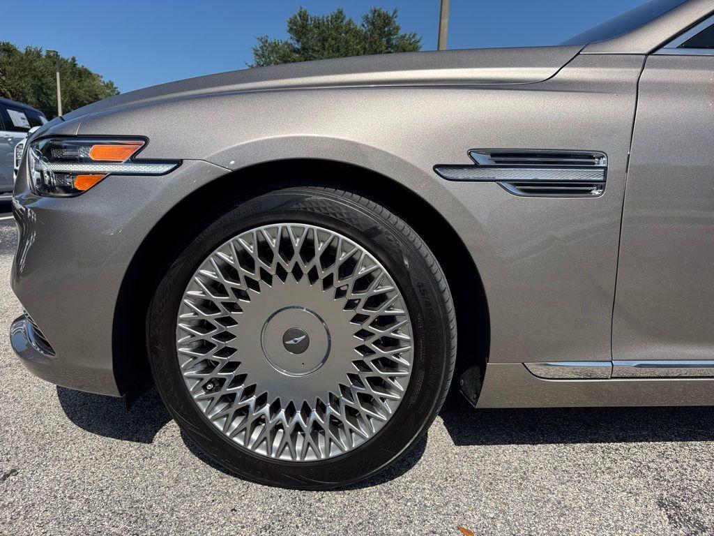 used 2020 Genesis G90 car, priced at $37,600