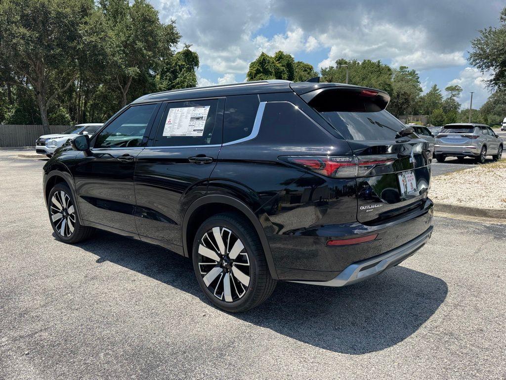 new 2025 Mitsubishi Outlander car, priced at $41,100