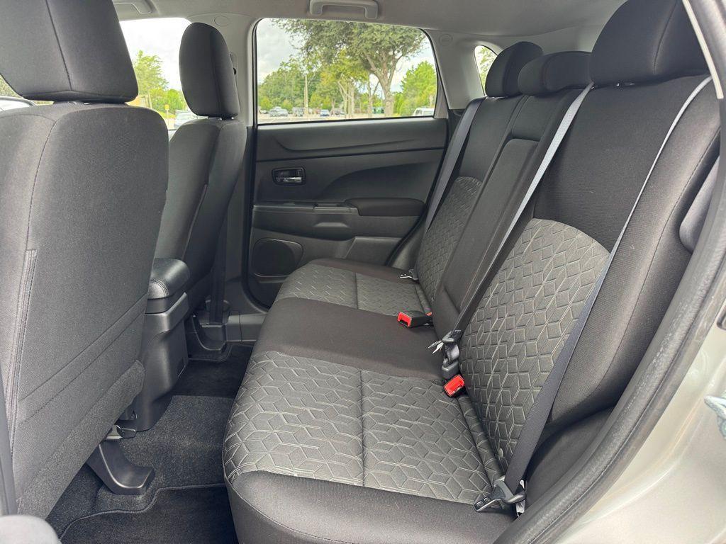 new 2025 Mitsubishi Outlander Sport car