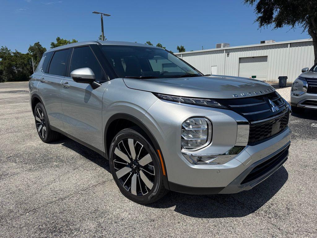 new 2025 Mitsubishi Outlander car, priced at $36,105