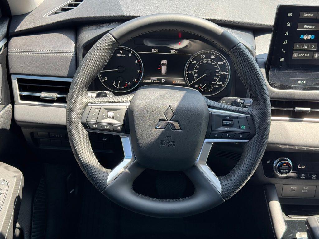 new 2025 Mitsubishi Outlander car, priced at $36,105