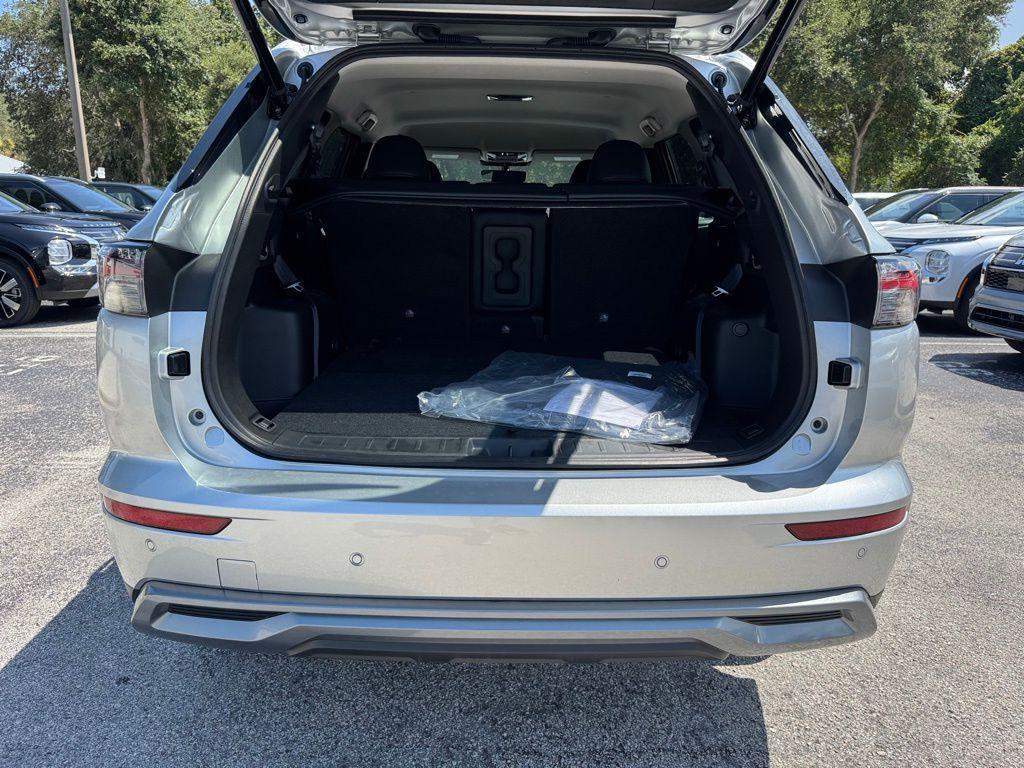 new 2025 Mitsubishi Outlander car, priced at $36,105