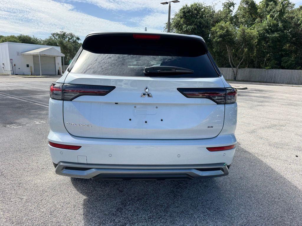 new 2025 Mitsubishi Outlander car, priced at $36,700