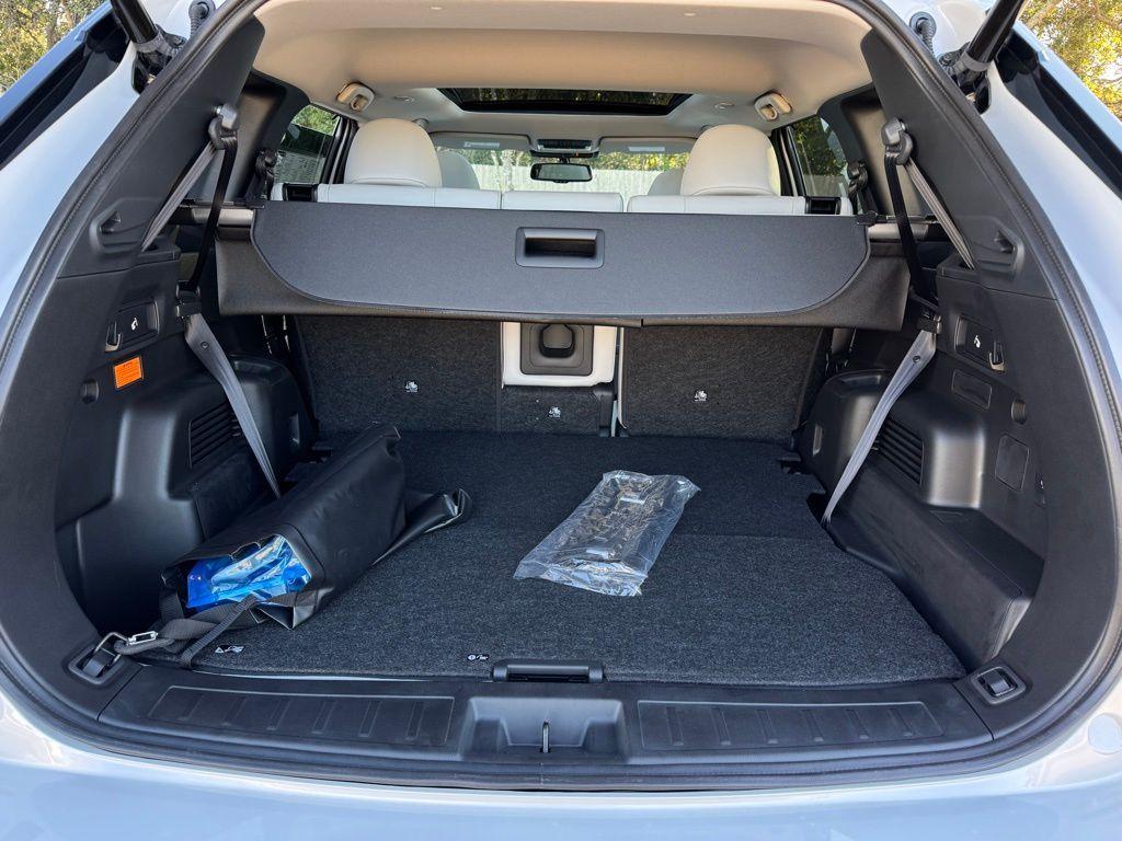 new 2025 Mitsubishi Outlander PHEV car