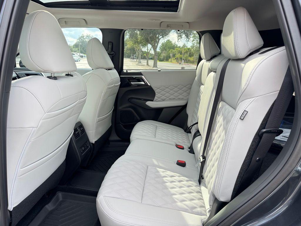 new 2025 Mitsubishi Outlander PHEV car, priced at $40,915