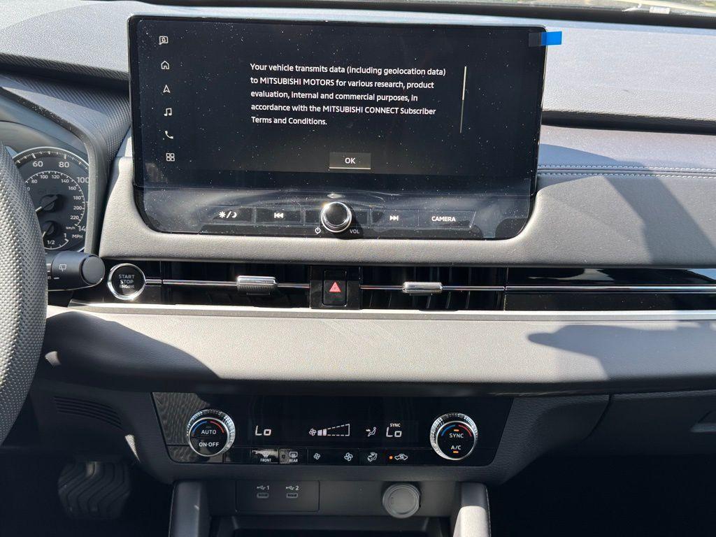new 2025 Mitsubishi Outlander car, priced at $32,830