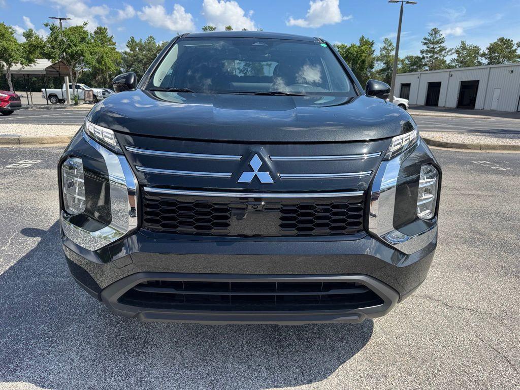 new 2025 Mitsubishi Outlander car, priced at $32,830