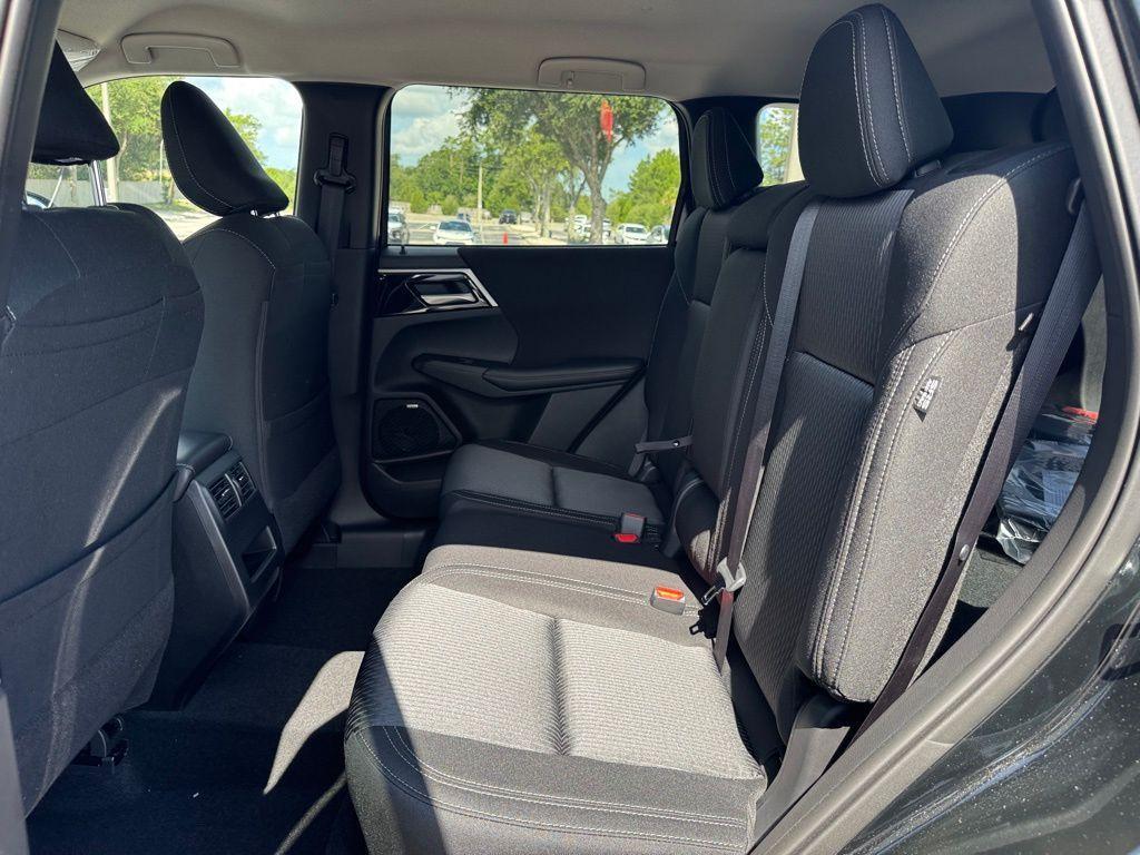 new 2025 Mitsubishi Outlander car, priced at $32,830