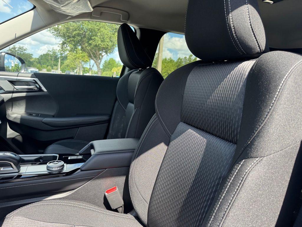 new 2025 Mitsubishi Outlander car, priced at $32,830