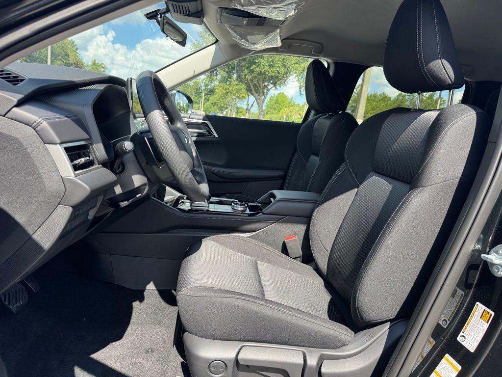 new 2025 Mitsubishi Outlander car, priced at $32,830