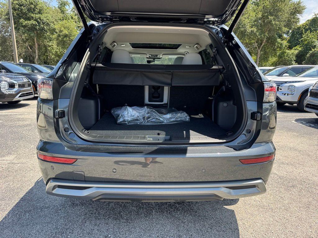 new 2025 Mitsubishi Outlander car, priced at $34,905