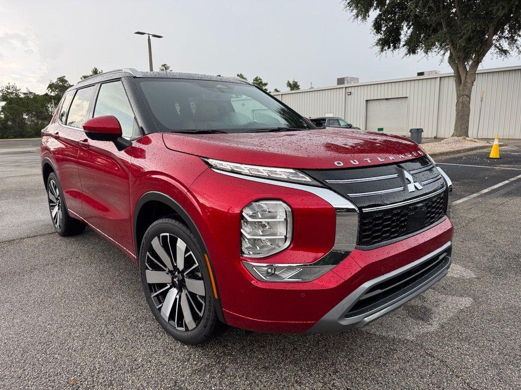 new 2025 Mitsubishi Outlander car, priced at $45,050