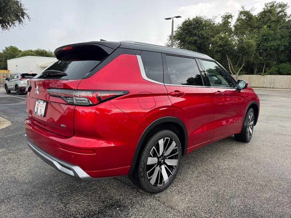 new 2025 Mitsubishi Outlander car, priced at $45,050