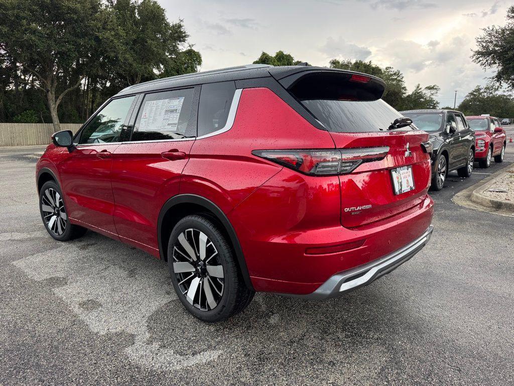 new 2025 Mitsubishi Outlander car, priced at $45,050