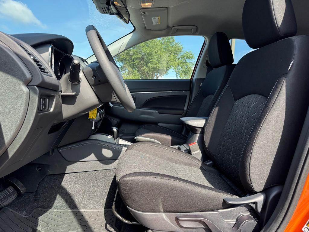new 2025 Mitsubishi Outlander Sport car, priced at $28,685