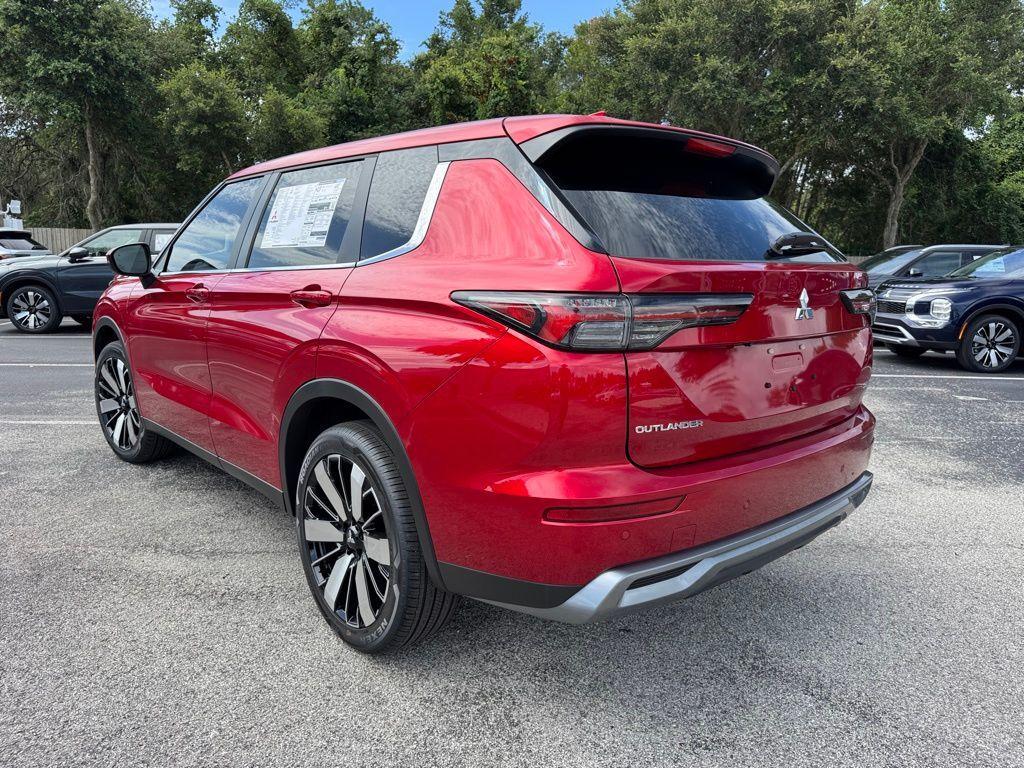 new 2025 Mitsubishi Outlander car, priced at $39,890