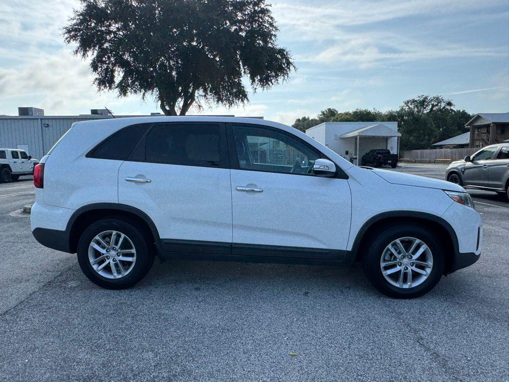 used 2014 Kia Sorento car, priced at $7,950