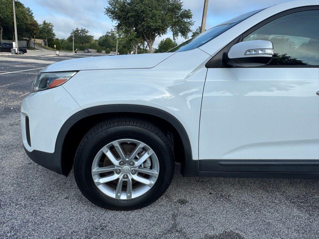 used 2014 Kia Sorento car, priced at $7,950