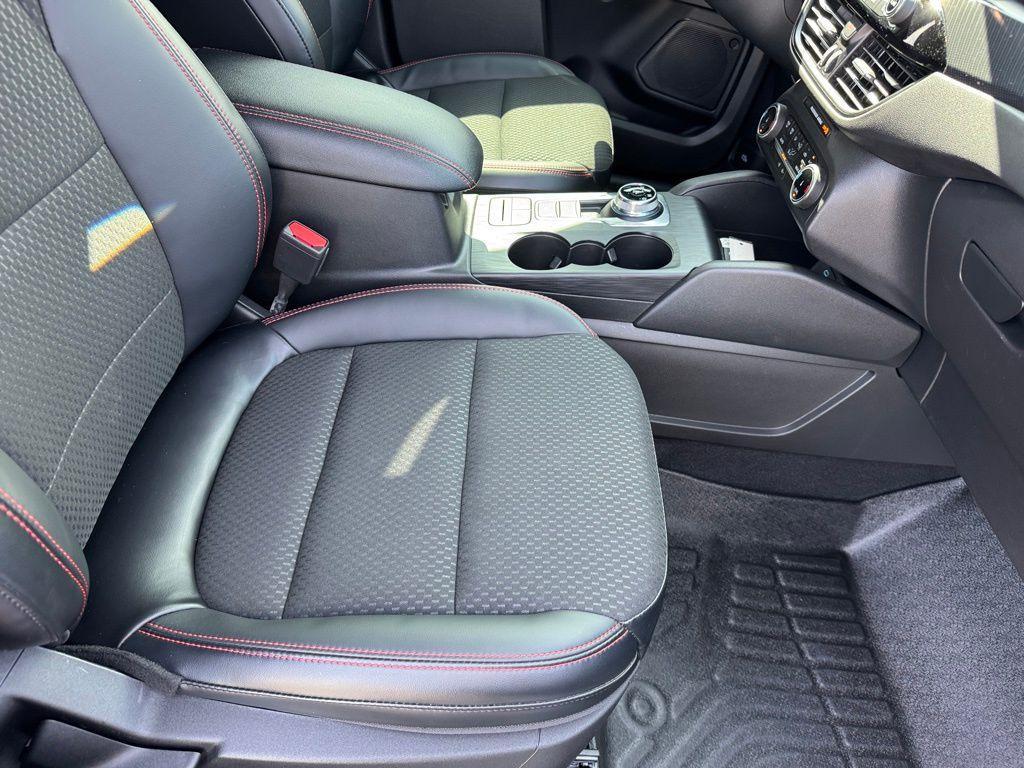 used 2023 Ford Escape car, priced at $25,400