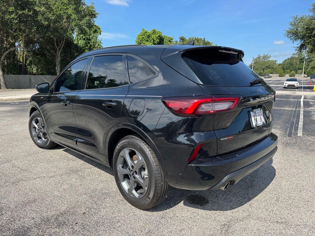 used 2023 Ford Escape car, priced at $25,400