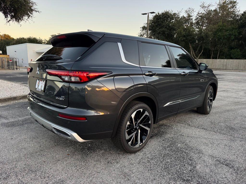 new 2025 Mitsubishi Outlander PHEV car, priced at $38,378