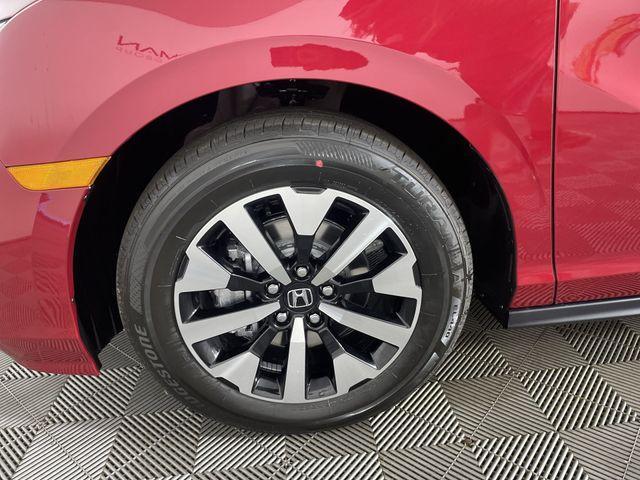 new 2026 Honda Odyssey car, priced at $42,164