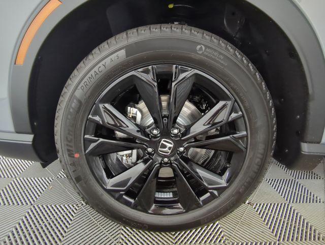 new 2026 Honda CR-V Hybrid car, priced at $43,205
