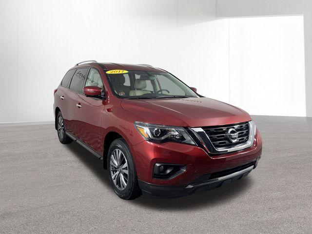 used 2017 Nissan Pathfinder car, priced at $13,228