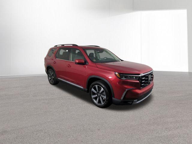 new 2025 Honda Pilot car, priced at $47,803