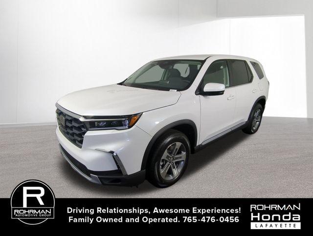 new 2025 Honda Pilot car, priced at $45,342