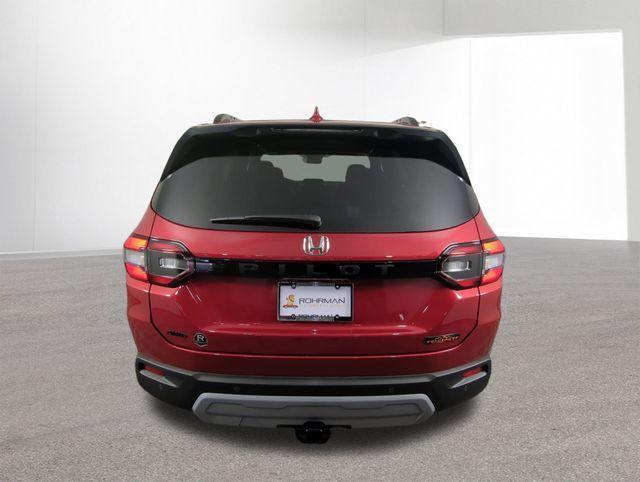 new 2025 Honda Pilot car, priced at $48,359
