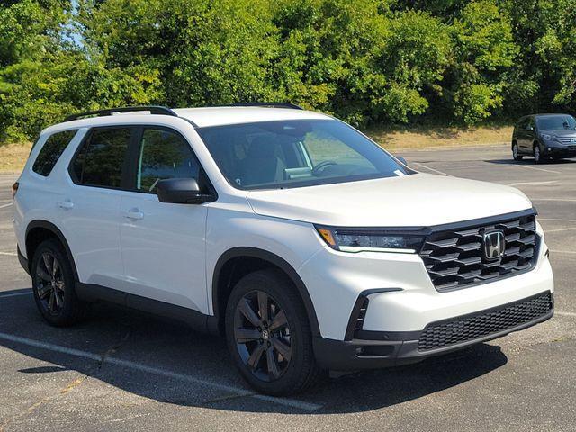 used 2025 Honda Pilot car, priced at $39,979